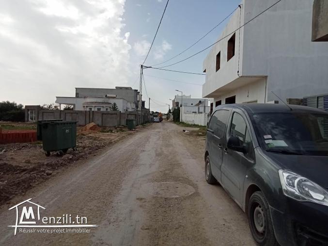 un terrain de 200 m² constructible à dar allouche kélibia