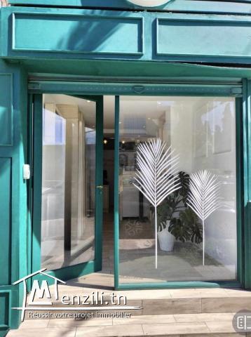 Local commercial bien situé