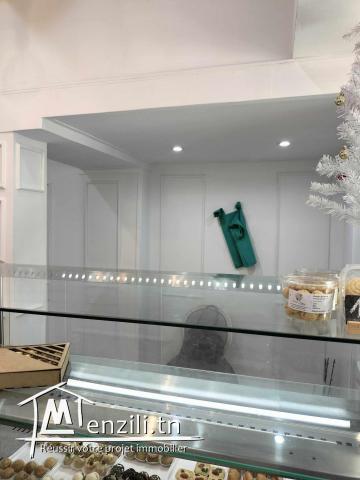 Local commercial bien situé