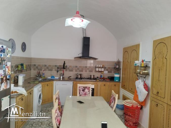 maison  de 200 m2 au centre ville kelibia