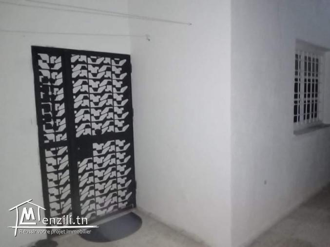 Villa à vendre sur un terrain de 125 m2