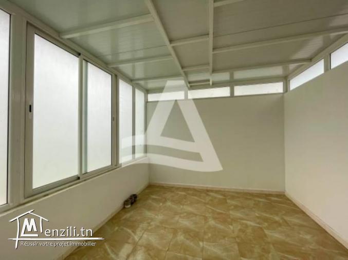 Location d'un appartement S1 avec terrasse à la Marsa