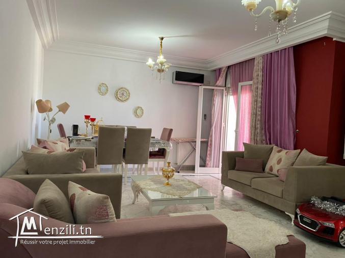 Appartement s+3 avec une place parking sous sol