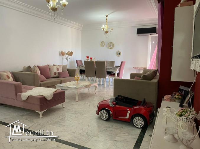 Appartement s+3 avec une place parking sous sol