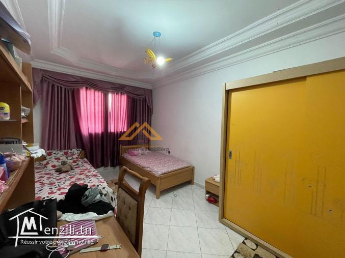 A vendre appartement à chott mariem