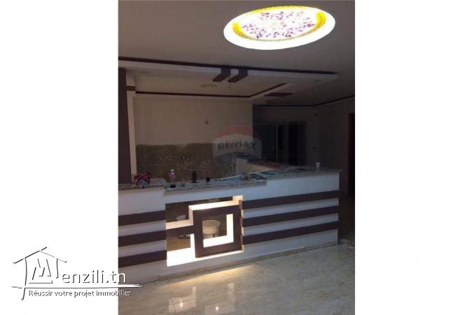 une grande villa à 100m de la plage sableuse de Dar Allouch