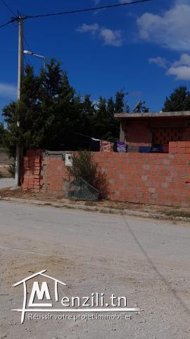 un terrain constructible à dar allouche centre ville