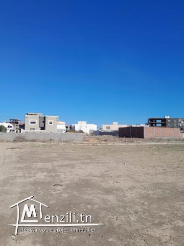 un terrain constructible à dar allouche centre ville