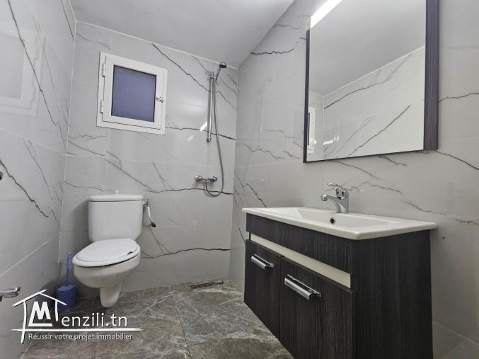 A louer superbe villa avec piscine proche de la mer à Djerba Midoun