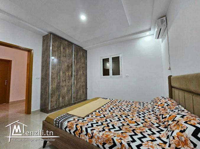 Spacieuse villa avec piscine privée à louer à Tezdaine Djerba