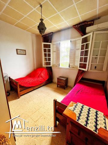 Belle Villa à Le Bardo avec deux étages séparés et grand garage