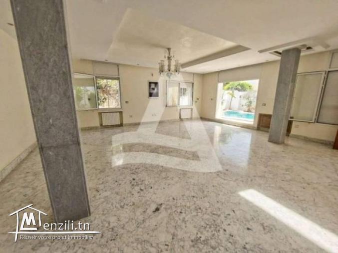 Une villa à louer à Gammarth