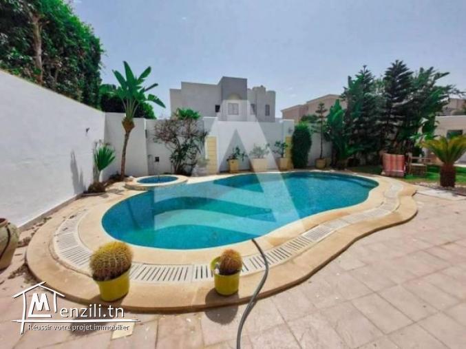 Une villa à louer à Gammarth