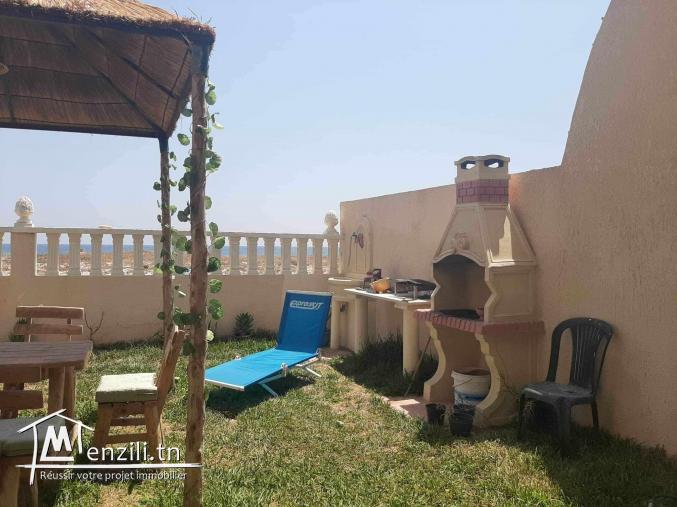 villa pièds dans l'eau à louer kélibia