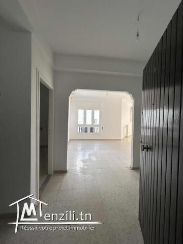 Appartement s+3 lac 1