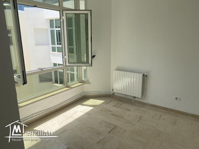 Belle appartement à la Soukra