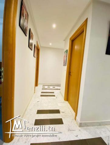 Appartement haut standing a vendre aux jardins d'El Menzah 2