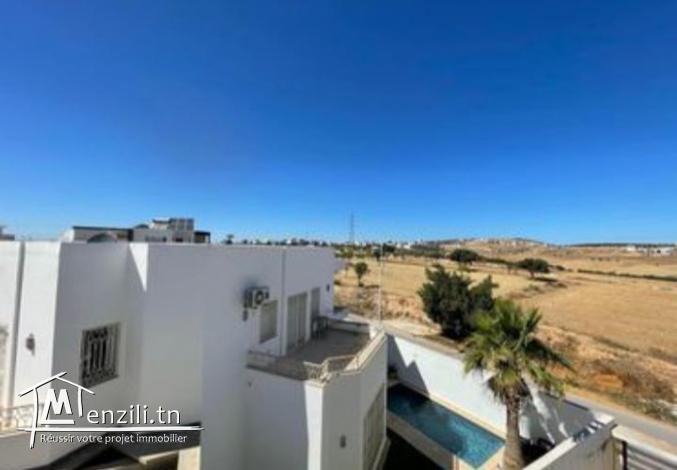 Duplex et trois appartements à vendre aux jardins d'El Menzah 2