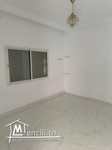 villa composée de deux étages séparés