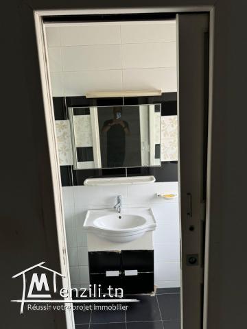 villa composée de deux étages séparés