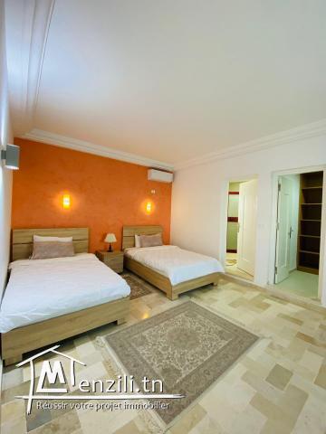 villa avec piscine à Aghir