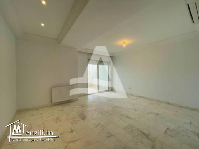 Location d'un joli appartement S2 avec terrasse à Gammarth