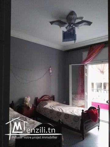 عقار للبيع فرصة للإستثمار في منزل بورقيبة