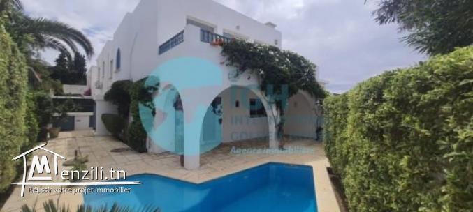 A LOUER UN DUPLEX MEUBLE AVEC PISCINE AU GOLDEN TULIPE GAMMARTH