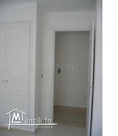 Appartement Haut Standing sis à cité Wahat