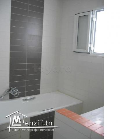 Appartement Haut Standing sis à cité Wahat