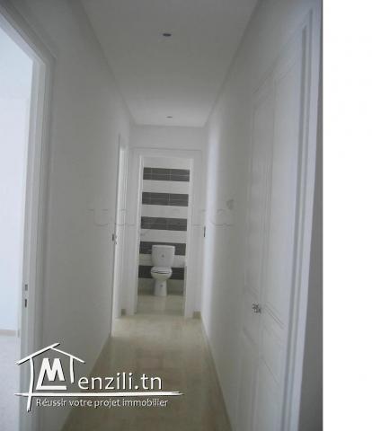 Appartement Haut Standing sis à cité Wahat