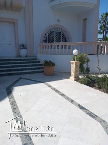 Villa sur la route du Golf