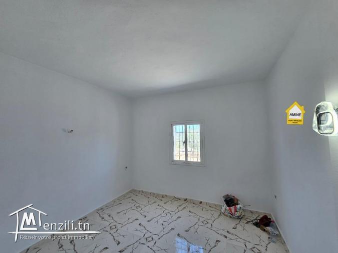 A vendre grande villa avec titre bleu Individuel à Mahboubine Djerba
