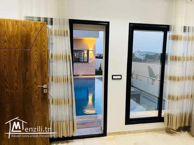 agréable villa avec piscine