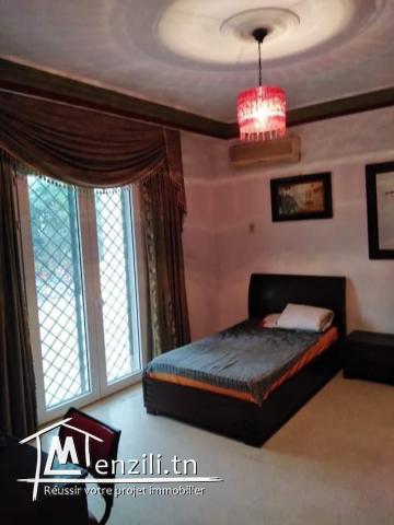 Étage de villa à l’ariana