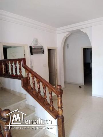 Étage de villa à l’ariana
