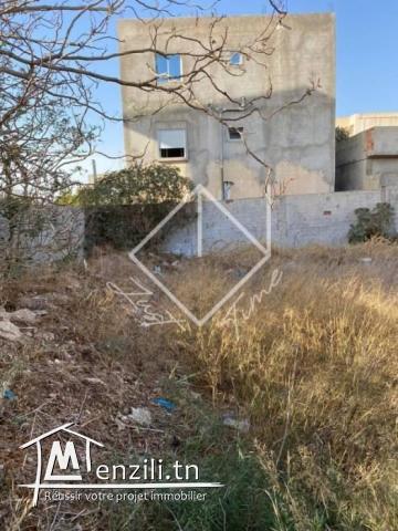 Terrain à  vendre  de superficie 550m2 situé à l’mnihla 