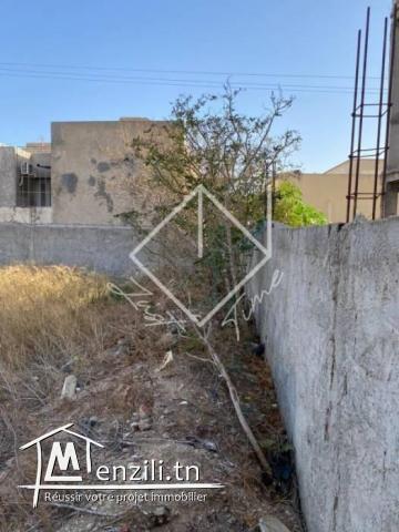 Terrain à  vendre  de superficie 550m2 situé à l’mnihla 