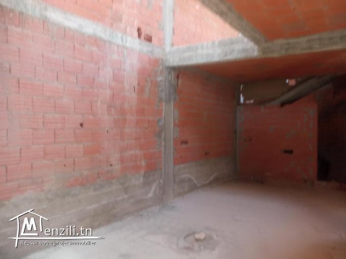 Deux étages en construction