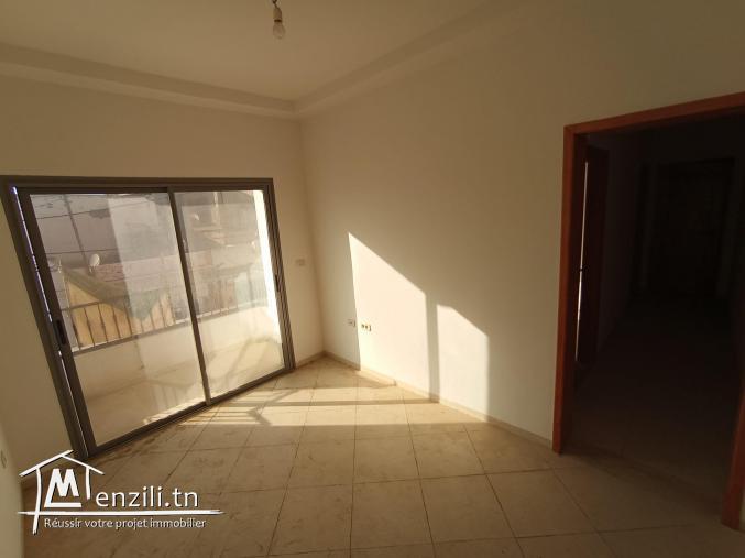 للكراء S+2 و  S+1  مكاتب مهنية