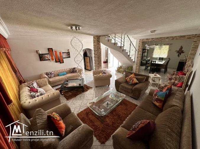 Villa duplex s+4 style américain A vendre