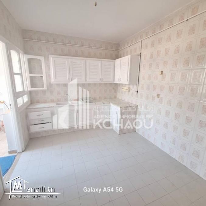 Ennasr à louer s3 vide