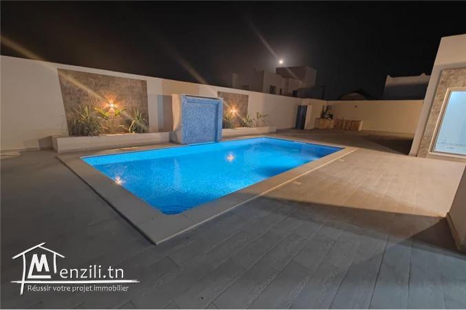   Villa de luxe à vendre avec Piscine    منزل للبيع بجربة
