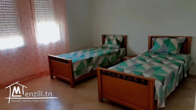 a louer appartement  s+3 à résidence neserine  yasmine hammamet