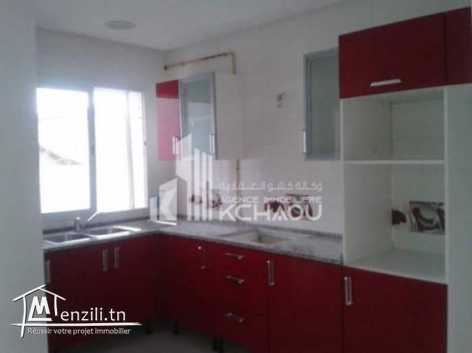 ennasr à louer  etage de villa s2