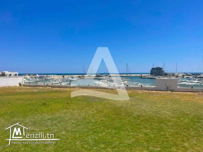 Location d'une villa meublé avec vue port à Gammarth