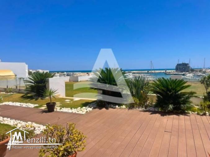 Location d'une villa meublé avec vue port à Gammarth