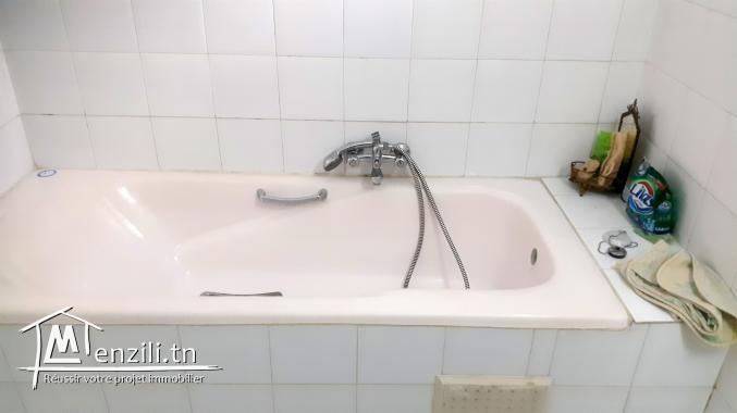 Appartement S+1 au RDC + parking dans un emplacement calme et gardé a Rades Maliane 2