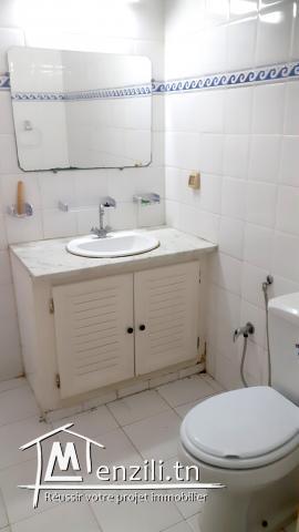 Appartement S+1 au RDC + parking dans un emplacement calme et gardé a Rades Maliane 2