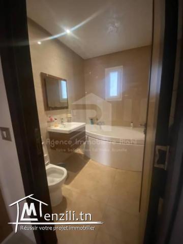 À Louer (court durée) un appartement S2 meublé situé  à  Chatt Mariem